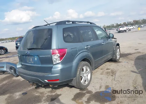 2010 Subaru Forester 2.5X Premium from USA, damaged, VIN JF2SH6CC5AH743641